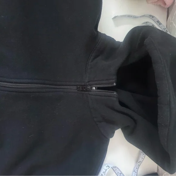 Aritzia Tna Cozy Fleece Boyfriend Boxy Quarter Zip Cropped Hoodie Black Sz XXS - Picture 13 of 13